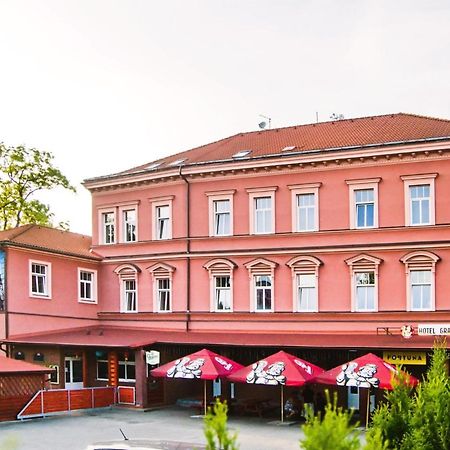 Grand Hotel Jaroměř Exteriör bild