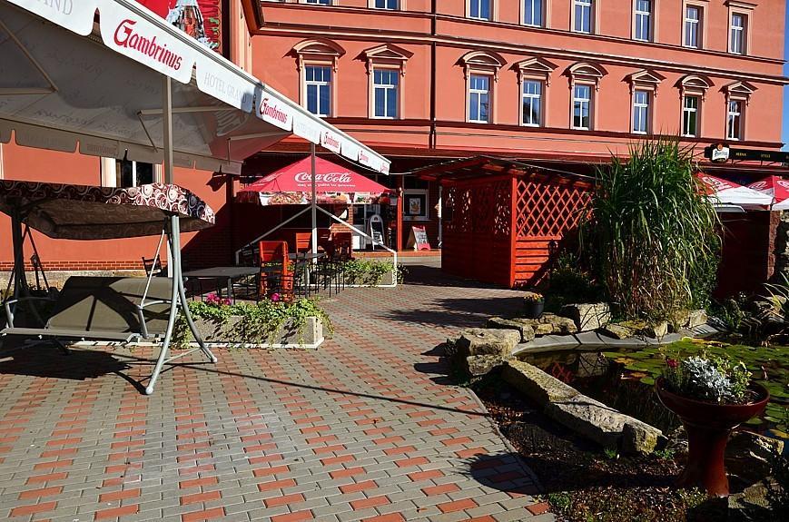 Grand Hotel Jaroměř Exteriör bild